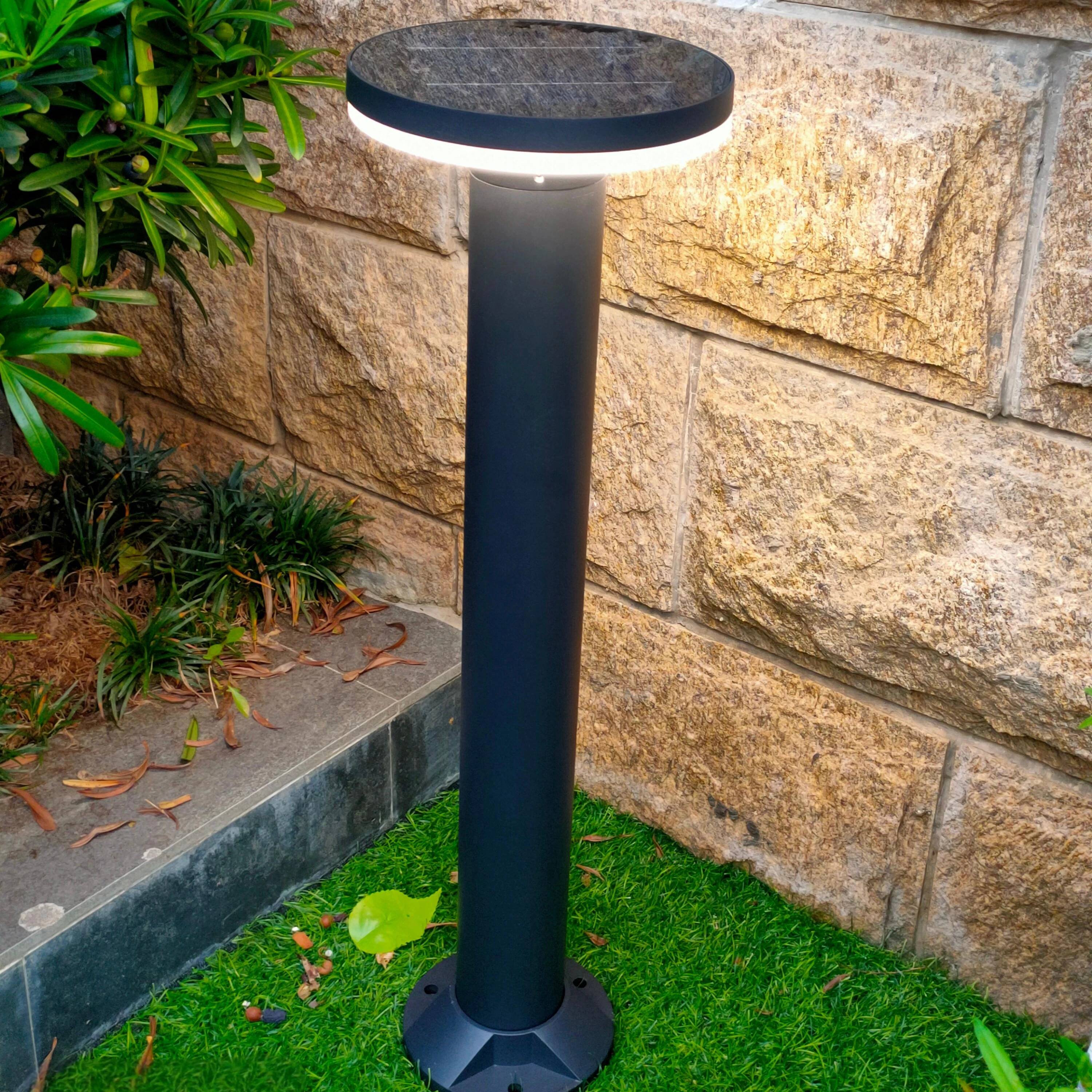 Round IP65 5W Outdoor Solar Led Lawn Bollard Lights Pathway Landscape Led Solar Bollard Light Three CCT with Remote Controller
